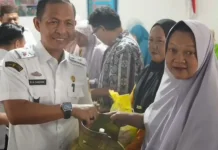 Disperindag Way Kanan Gelar Operasi Pasar Gas Elpiji di Kampung Setia Negara