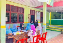 PMBM Hari Kedua, Antusiasme Wali Murid Padati MIN 1 Way Kanan