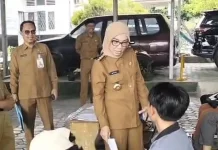 Bupati Way Kanan Tinjau Disdukcapil, Pastikan Layanan Administrasi Gratis