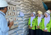 Bulog Lampung Utara Fasilitasi Edukasi Wisata Siswa SMK