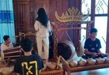 Nuwa Adat Menjadi Ruang Ekspresi Budaya bagi Masyarakat dan Pelajar