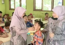 POPM Cacingan di SDN 01 Bukit Harapan Sasar Anak Usia Dini
