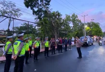 Polres Way Kanan Kawal Keberangkatan Jemaah Calon Haji
