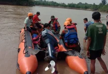 Upaya Pencarian Anak Hilang di Sungai Umpu Terus Dilakukan