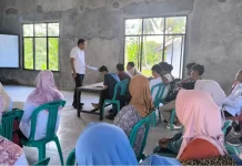 Kampung Umpu Kencana Fasilitasi Pendidikan Kesetaraan bagi Warga
