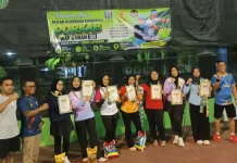 Atlet Tenis Lapangan Terima Penghargaan pada Porkab Way Kanan 2026