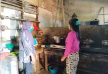 Puskesmas Way Tuba Periksa Sanitasi Rumah Makan Selero Minang
