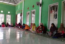 KUA Gunung Labuhan Beri Penyuluhan di Majelis Taklim