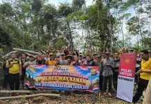 Polsek Baradatu Gelar Bakti Religi di TPU Gedung Rejo