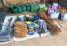 Peralatan Rumah Tangga Tradisional Tetap Diminati Masyarakat