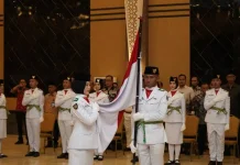 Wali Kota Kukuhkan Paskibraka Kota Metro