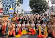 Way Kanan Tampilkan Filosofi Ikan Kemudik di Tapis Karnaval