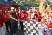 Warga Ganjar Agung Antusias Jalan Sehat