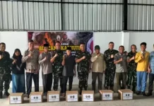 Wadanseskoad Tinjau Pasis Seskoad dan Sembako