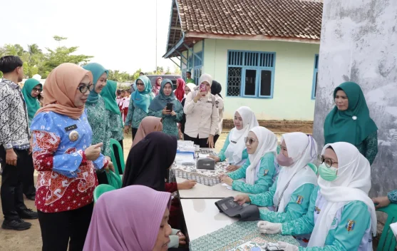 PKK Way Kanan Gelar Bakti Sosial, Bupati Ayu Ingatkan Pentingnya Cegah Campak