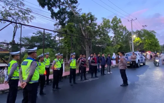 Polres Way Kanan Kawal Keberangkatan Jemaah Calon Haji