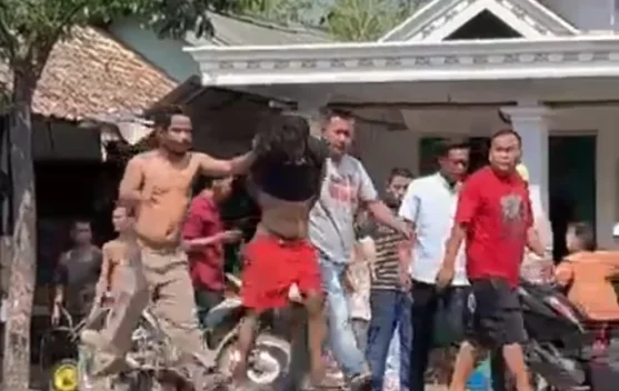 Pencuri Motor di Way Kanan Diringkus Warga