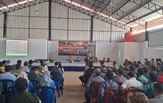 Tim Mabes TNI Berikan Penyuluhan Karhutla di Buay Bahuga