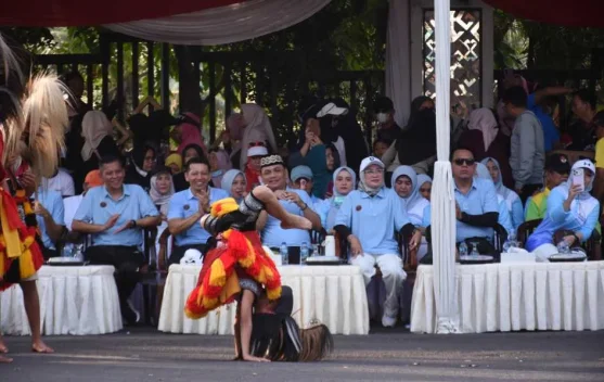 Sinergi Pemkot-Korem 043/Gatam Semarakkan CFD Metro