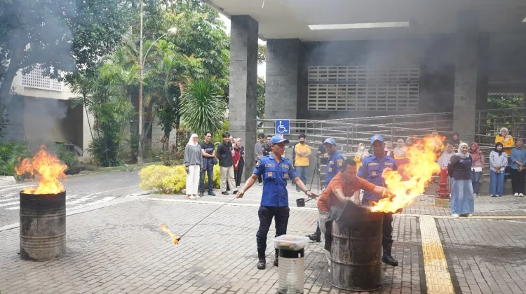 Memahami Teori Segitiga Api untuk Keselamatan