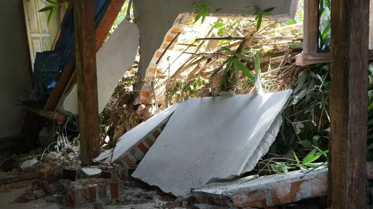 Bupati Kulon Progo Sambangi Korban Bencana Tanah Longsor