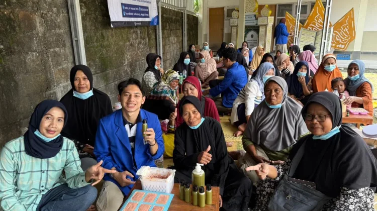 UII Berdayakan KUBE Blekik Menyulap Jelantah agar Bernilai Positif