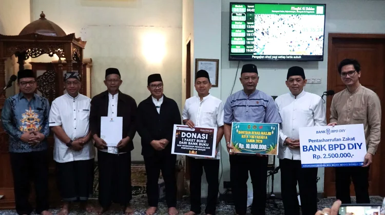 Safari Subuh di Kotagede, Hasto Wardoyo Ajak Warga Olah Sampah