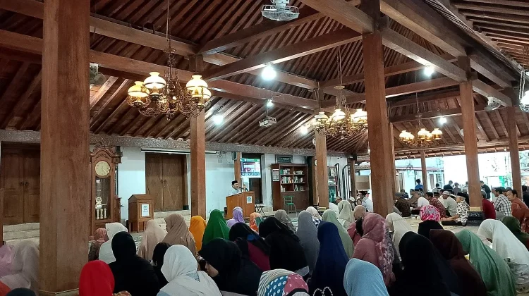 Ramadan di Masjid Gedhe Mataram Kotagede Identik dengan Kajian Keagamaan