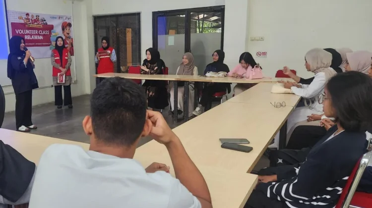 Relawan GESIT DIY Asah Kemampuan Public Speaking