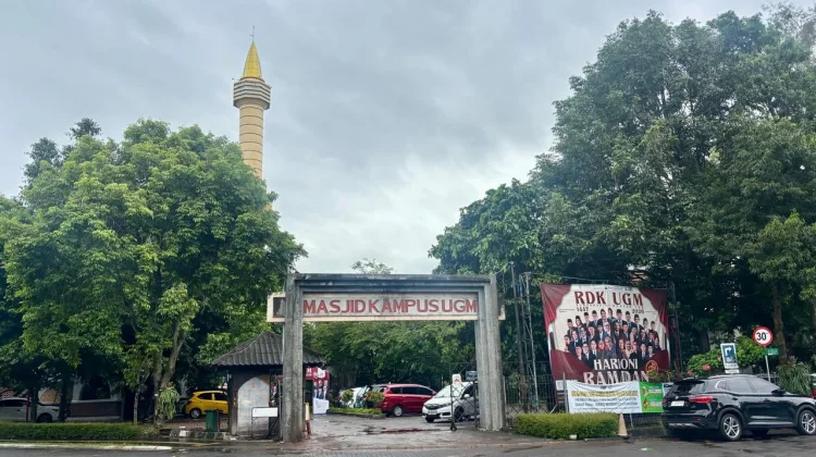 Masjid Kampus UGM Sediakan 1.500 Porsi Buka Puasa, Berikut Menunya