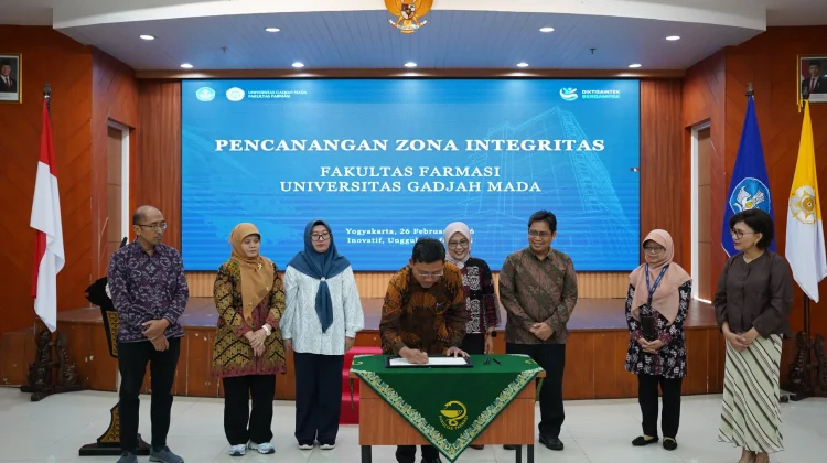 Fakultas Farmasi UGM Canangkan Zona Integritas dan Bebas Korupsi