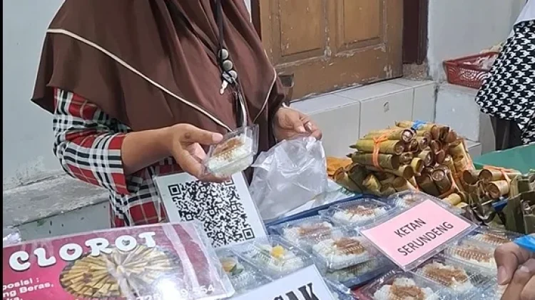 Uniknya Pasar Sore Ramadan, di Lorong Sempit Kauman