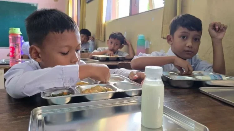 Lewat Kecerdasan Buatan, SIMETRIS Kawal MBG dari Lahan ke Piring Siswa