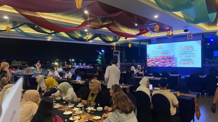 Sahara in The Sky, Sensasi Iftar Rooftop