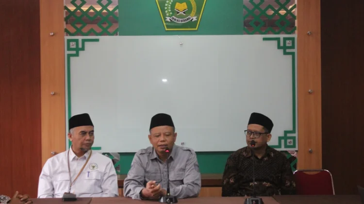 Dukung Kulon Progo Sebagai Kota Wakaf Melalui Kluster Budidaya Melon Premium
