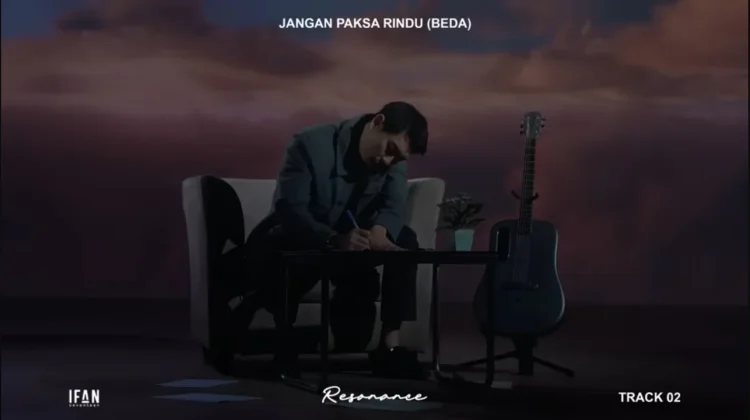 Lirik Lagu Ifan Seventeen "Jangan Paksa Rindu"