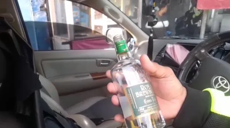 Fortuner Seruduk Dua Motor di Bantul, Polisi Temukan Dua Botol Miras