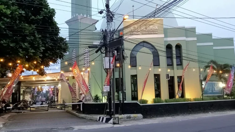 Jadwal Buka Puasa Jumat, 6 Maret 2026