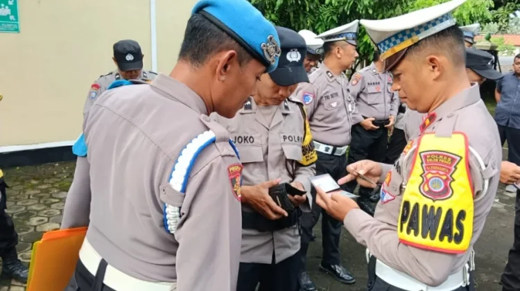 Polsek Temon Gelar Penegakan Ketertiban dan Disiplin Anggota