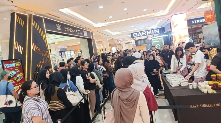 Takjil Corner,  Aneka Menu Berbuka Gratis
