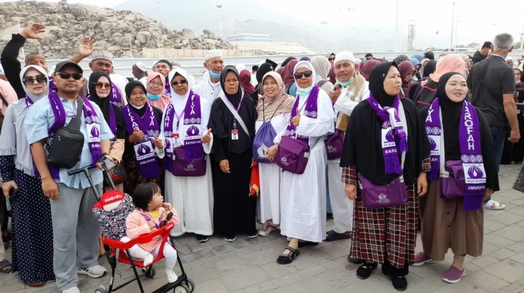 Terimbas Konflik Timur Tengah, Biro Umrah Keluhkan Pembatalan Penerbangan