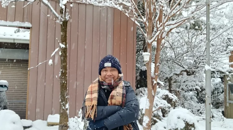 Kisah Puasa Pertama di Bawah Langit Sakura