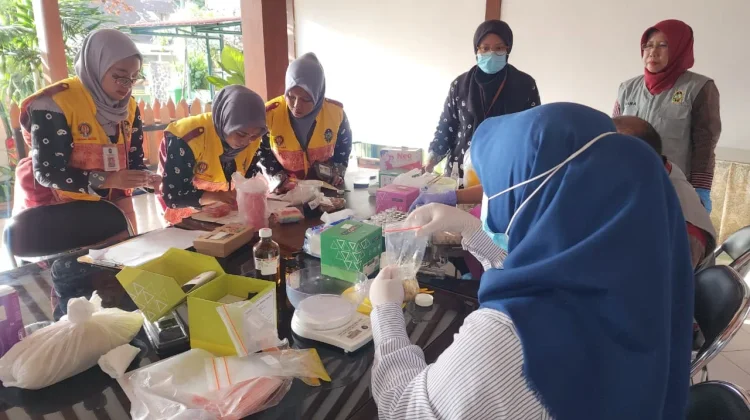 Pengawasan Pangan Temukan Kandungan Rhodamin B pada Makanan Takjil Gulali