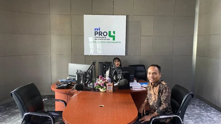 Perempuan dan Kesadaran Politik: Dari Pemilih Pasif ke Pemilih Reflektif
