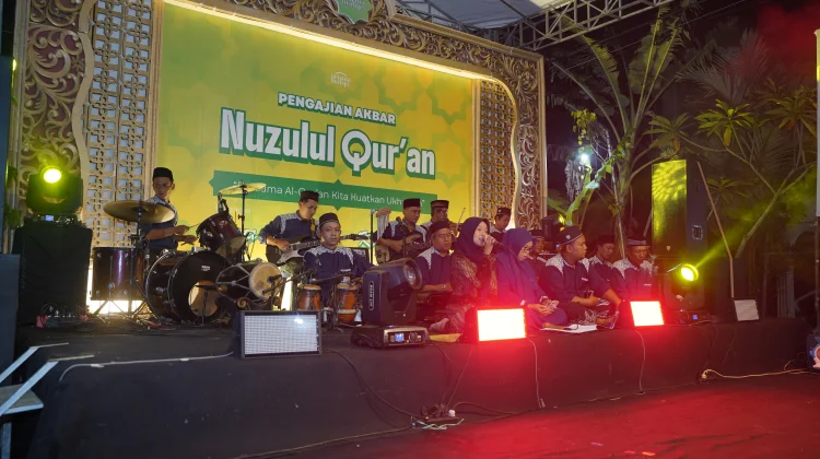 Jamaah Padati Masjid Al Wafqo, Peringati Nuzulul Quran
