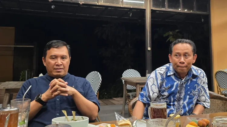 Hari Purnomo dan Capaian 8 Tahun sebagai Dekan FTI UII