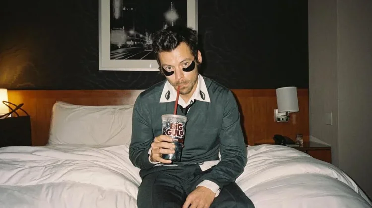 Harry Styles Pecahkan Rekor 2026, Album Baru Langsung Puncaki Chart U.K