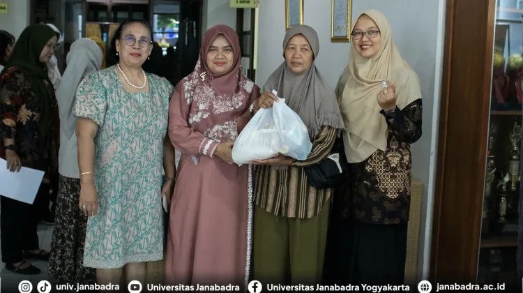 Sambut Idulfitri, Ikatan Perempuan Janabadra Gelar Pengajian dan Bakti Sosial