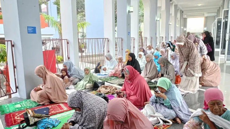 Sebanyak 4.000 Jemaah Tunaikan Salat Idulfitri di Masjid UIN Sunan Kalijaga
