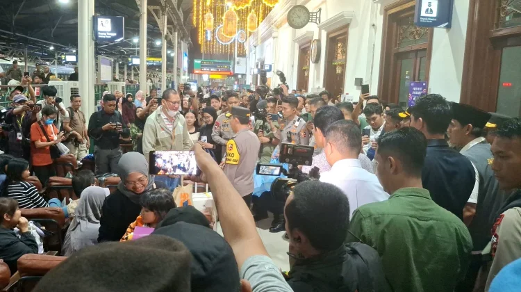 Stasiun Tugu, Menjadi Stasiun Tersibuk di Masa Arus Balik